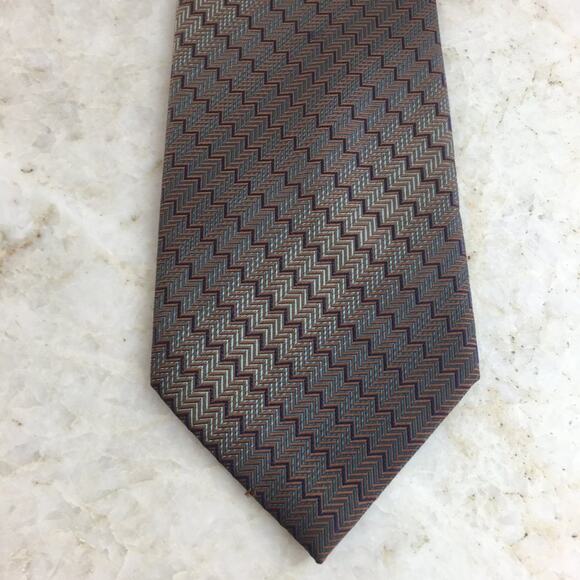 KENNETH COLE SILK TIE - Picture 2 of 11